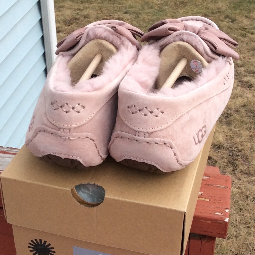 UGG CLARA GLAM BOW SLIPPERS - Picture 4 of 6